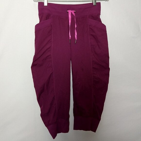 Athleta Pants - Athleta Fushia Ruched Cropped Pants Size 0 Leisure